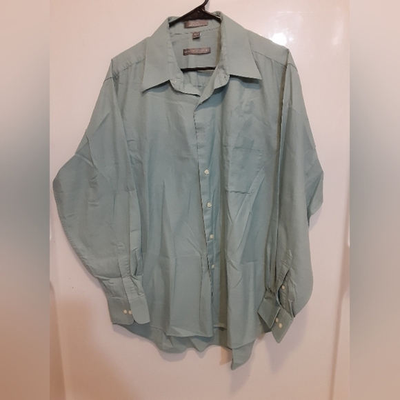 Geoffrey Beene Men's Button Down Shirt - Picture 1 of 5